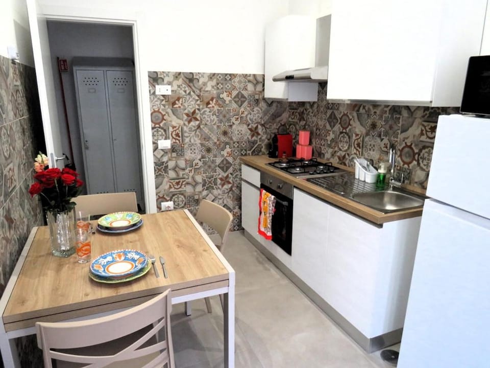 Salerno tra luci e costiere - posizione strategica Apartment in Salerno