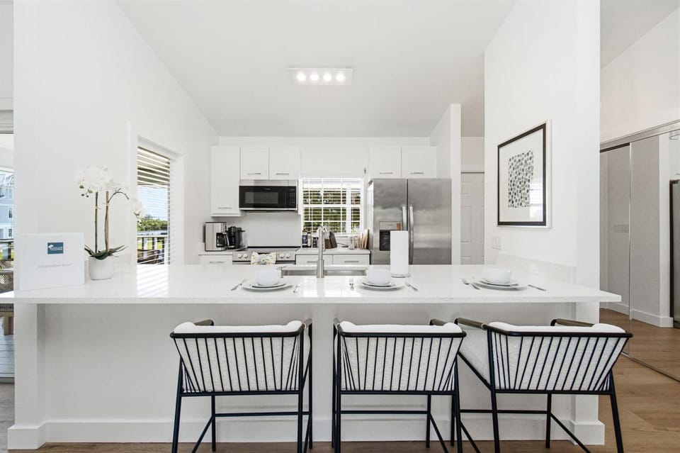 Gulf Breeze Retreat House in Bonita Springs