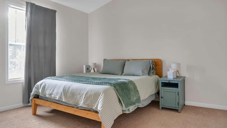 Bed, Bedroom