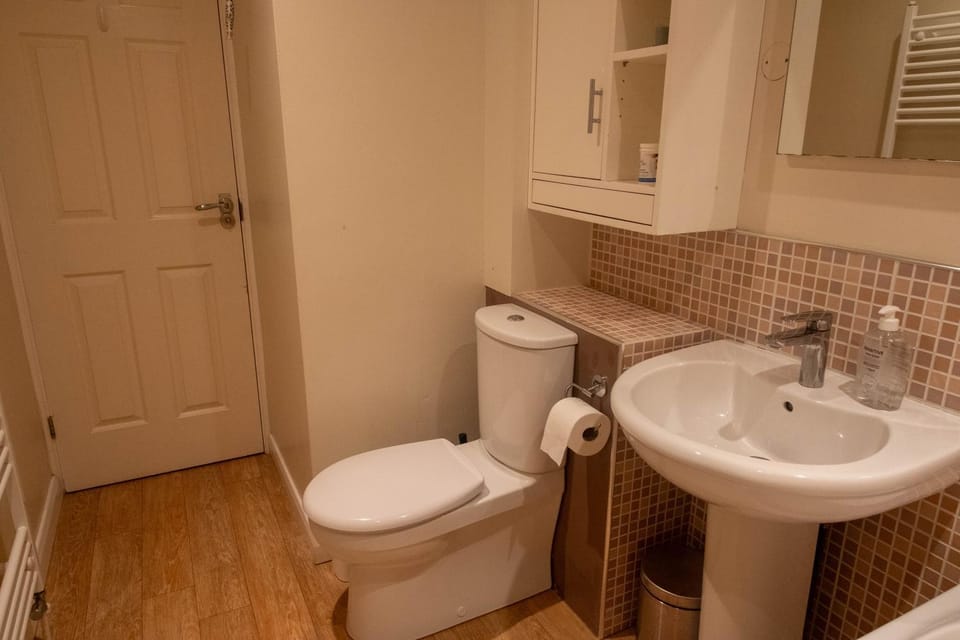 Toilet, Bathroom