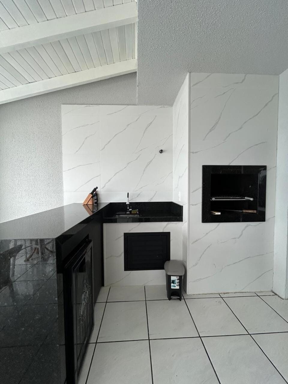 oceanfront penthouse 4 bedrooms 2 suites, 2 parking spaces Apartment in Porto Belo