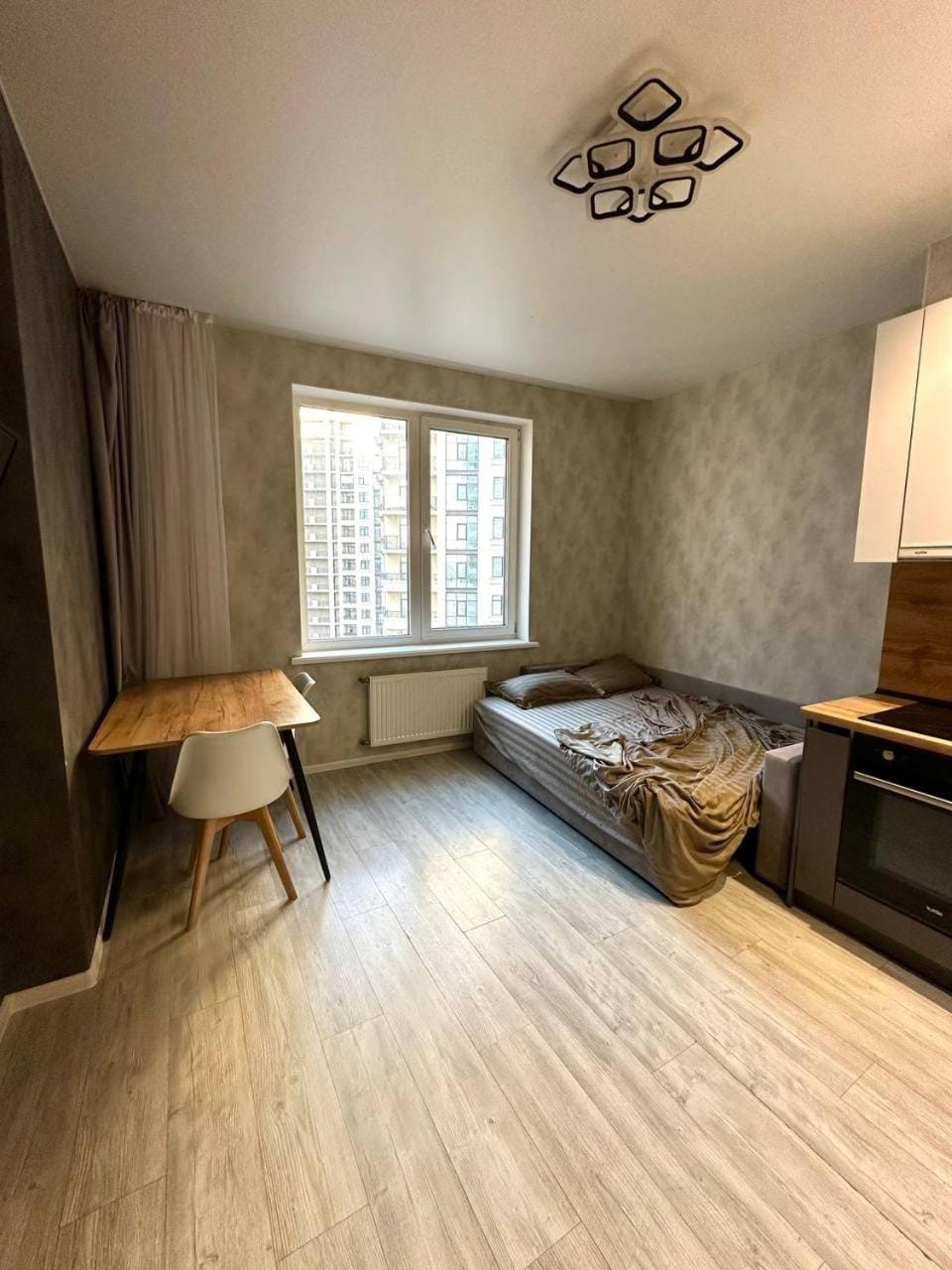 EM Apartment 36 жемчужина 18 этаж Apartment in Odessa