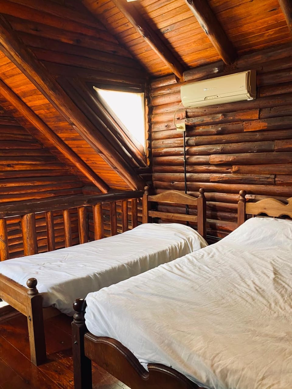 Bed, air conditioner