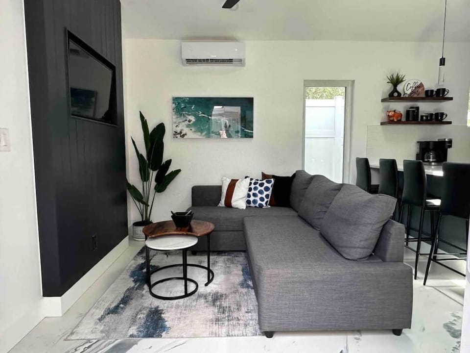 Private house with loft House in Osprey