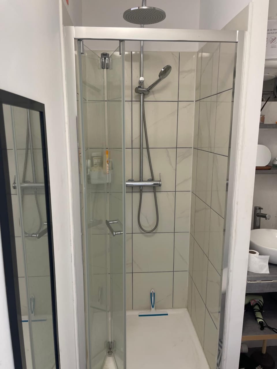 Shower, Bathroom