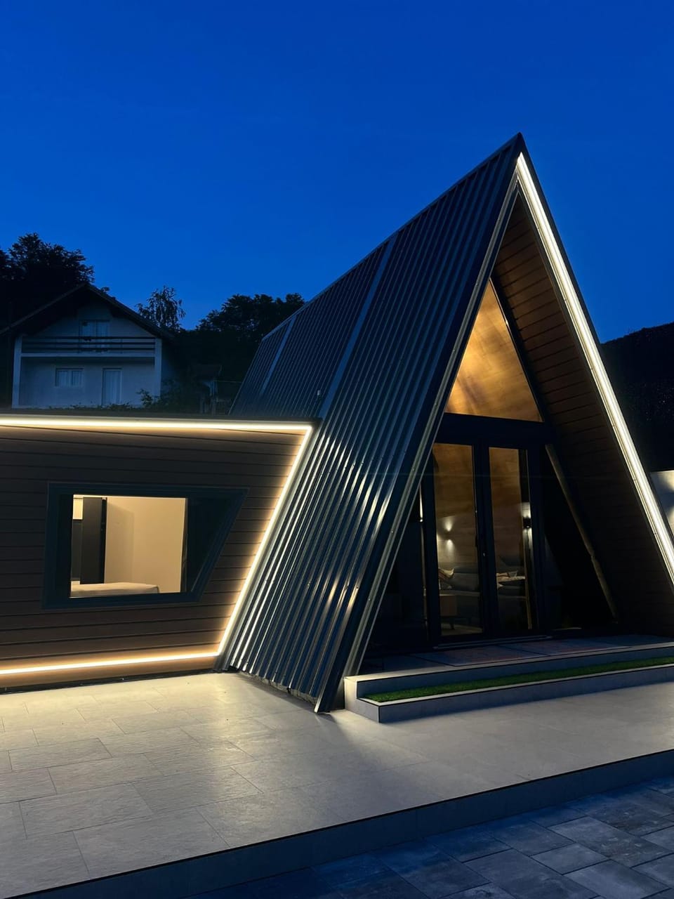 Property building, Night