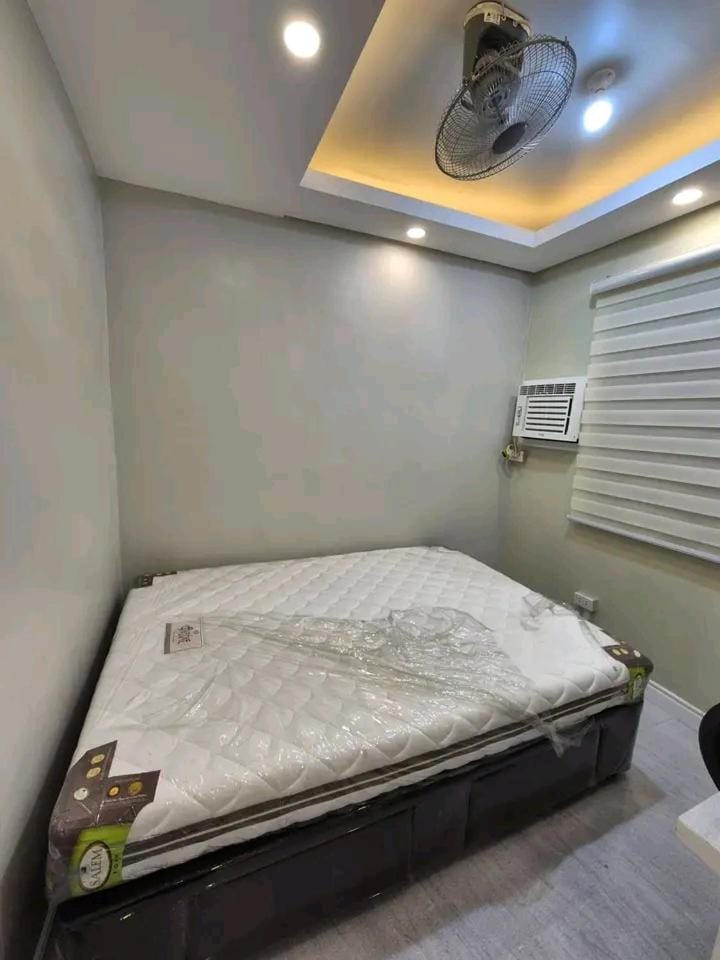 Ayesha by Duy Viet Install Apartment in Santa Rosa