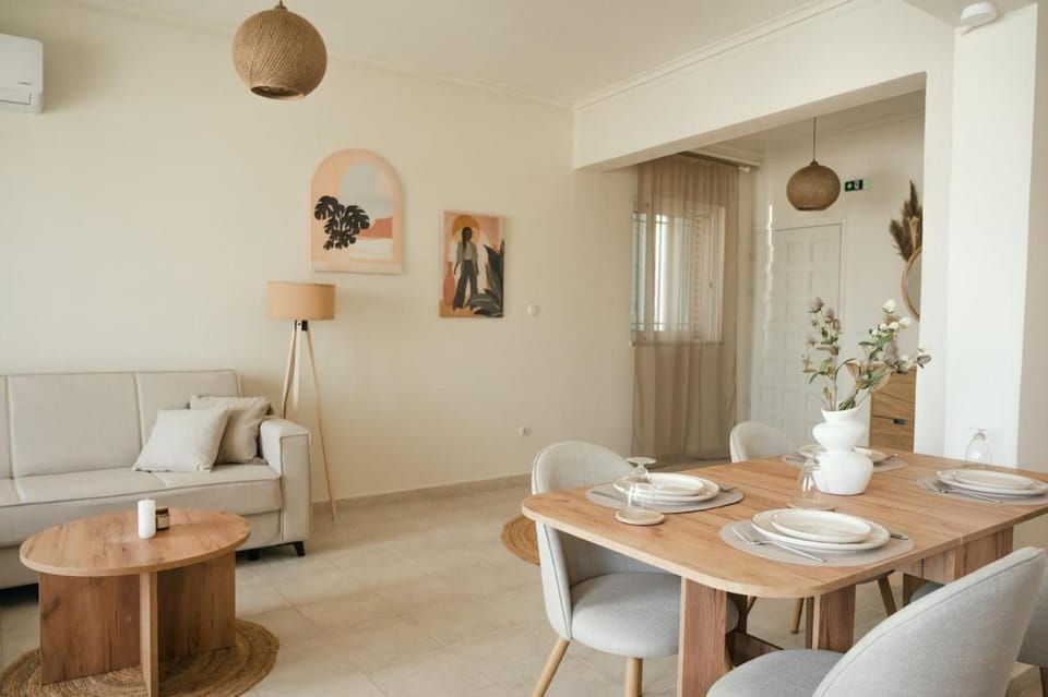 Sea And City View Apartment Apartment in Rhodes