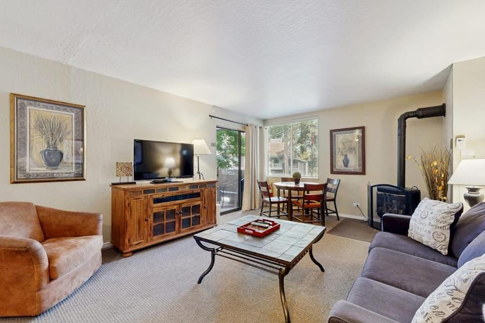 Explore the magic of Lake Tahoe and nearby Heavenly House in South Lake Tahoe
