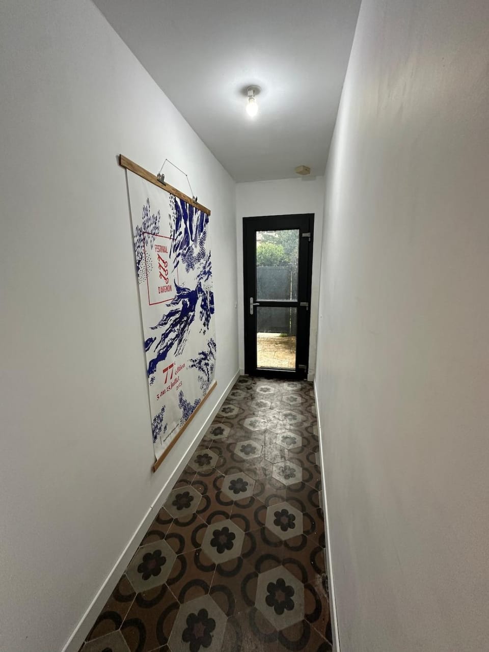 La Loge - Lumineux & Parking Apartment in Villeneuve-lès-Avignon