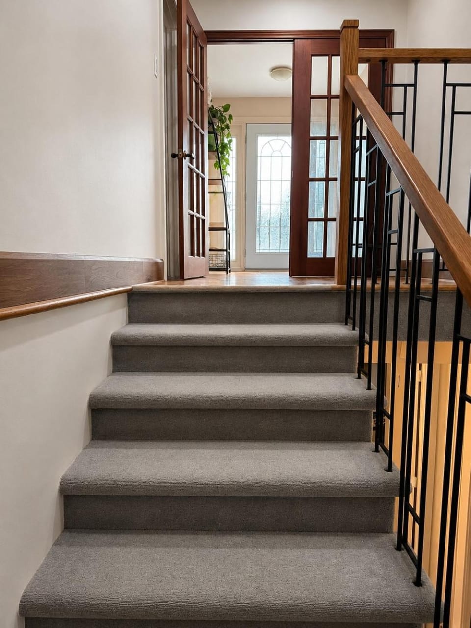 Azure Glow Studio Apartment in Brossard