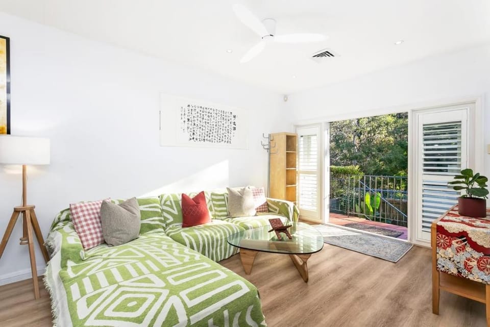 Neutral Bay Sanctuary - Sunlit Home - SPRU7 Apartment in Forsyth Park