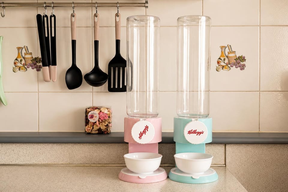 Kitchen or kitchenette, Food and drinks, Food