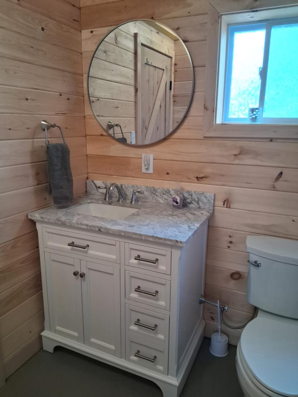 Sandy's Beachfront Cabins Cabin in Lubec