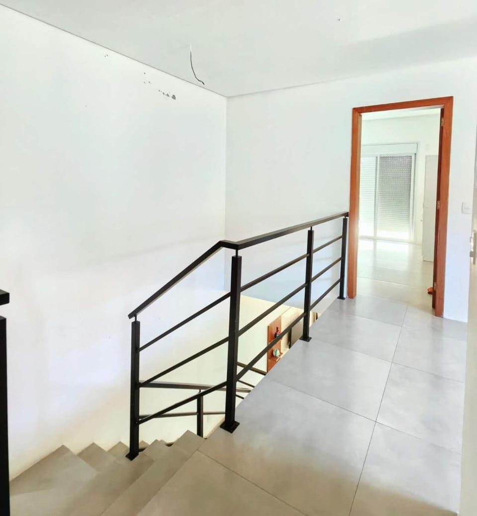 Casa Sunny A da Praia Daniela cerca de 60m à praia Apartment in Florianopolis
