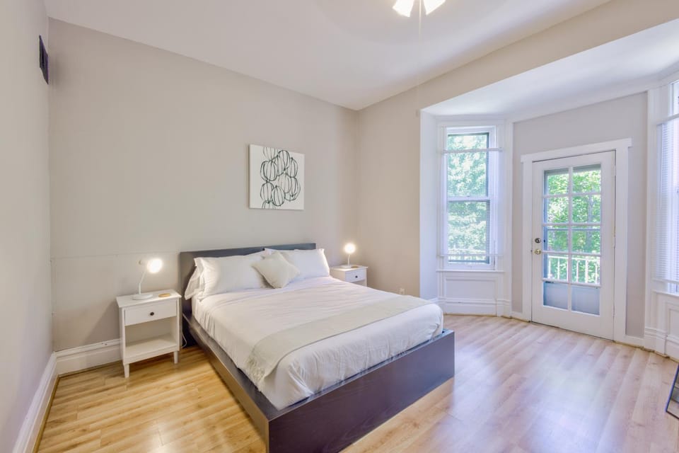 Bed, Balcony/Terrace, Bedroom