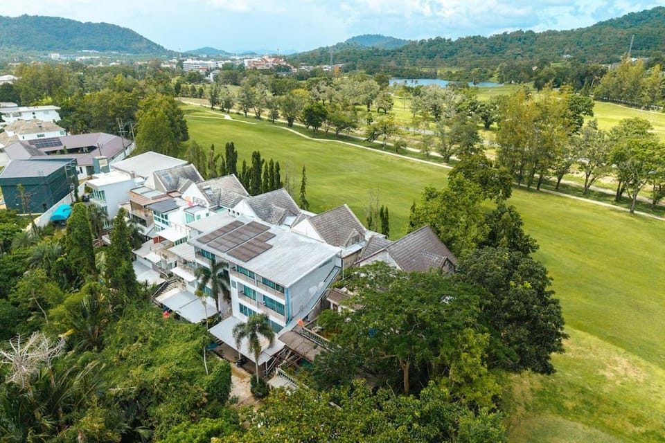 Golf Retreat Stunning Course Views Sleeps14 V325 Villa in Kathu