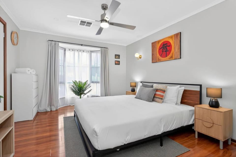 Bed, Bedroom