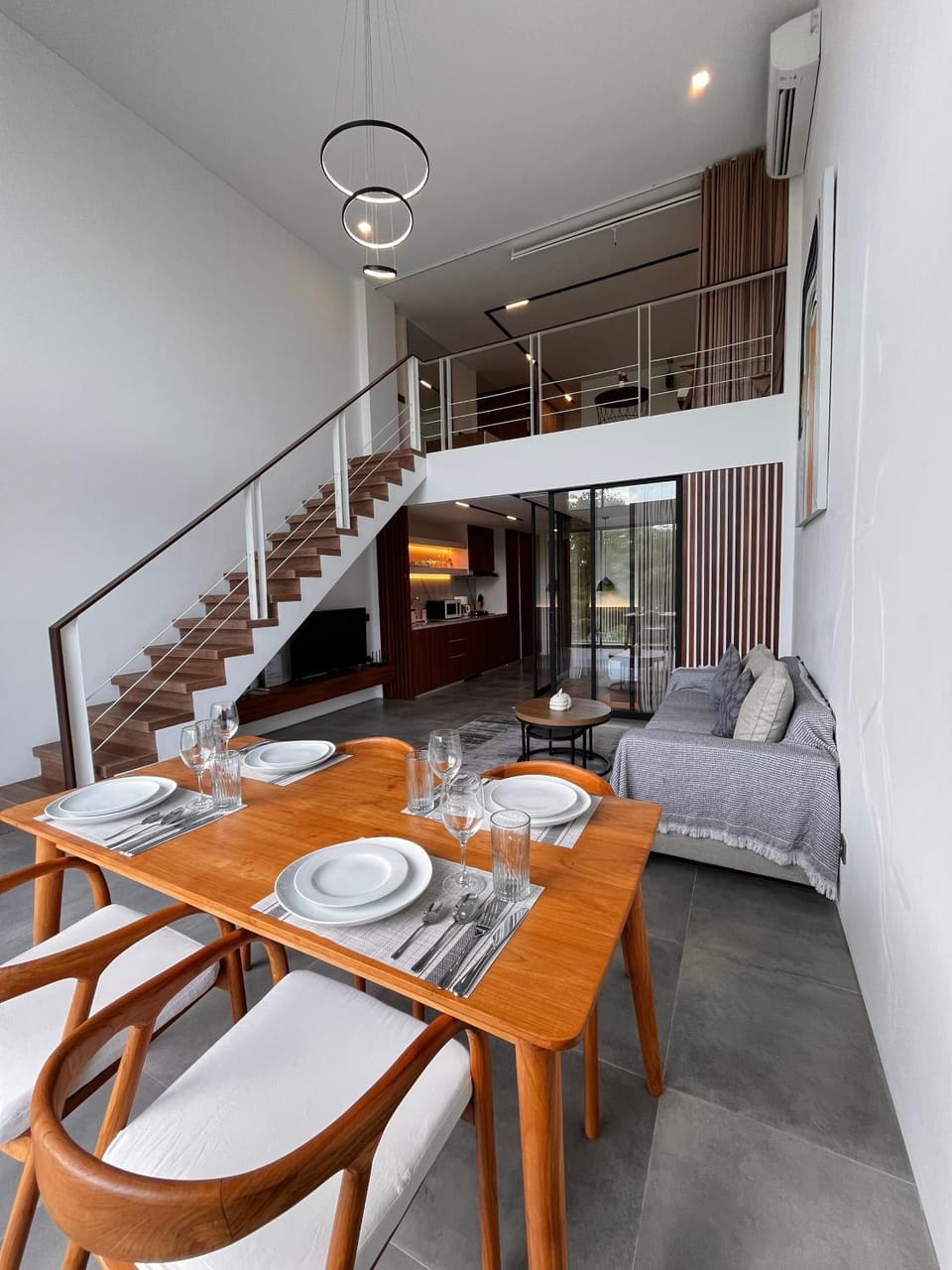 Grand Apartment 2BR Pererenan Apartment in North Kuta