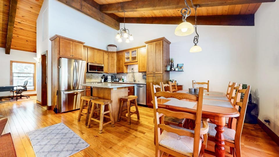 Chateau Sierra #59 condo Apartment in Mammoth Lakes