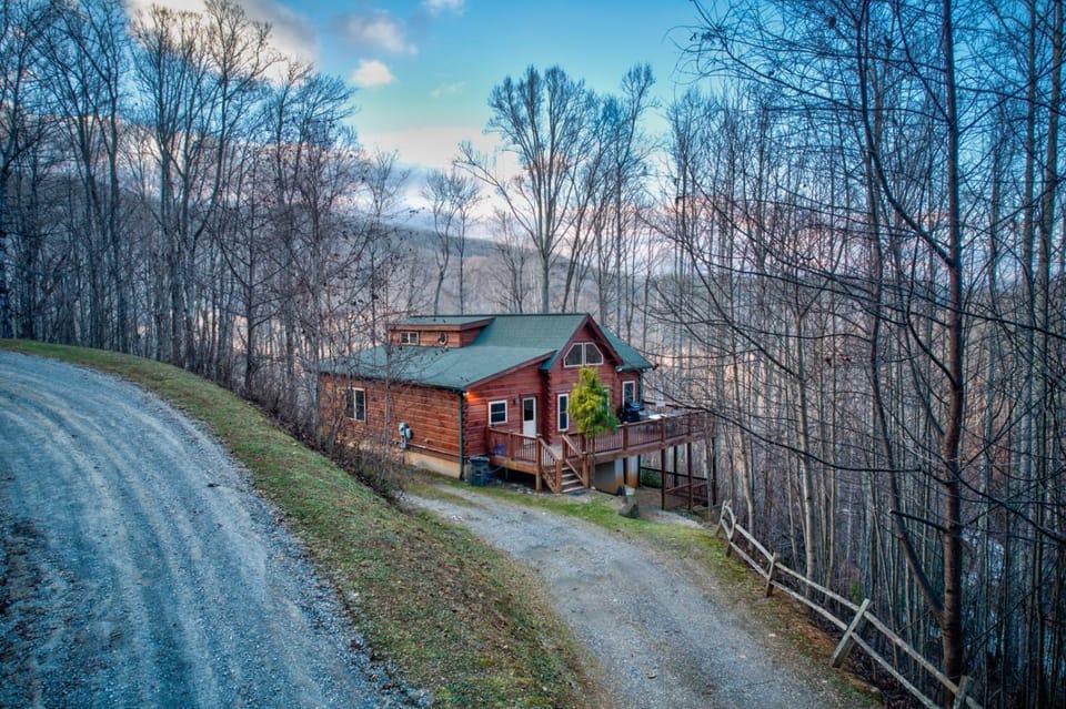 Falling Waters House in Watauga