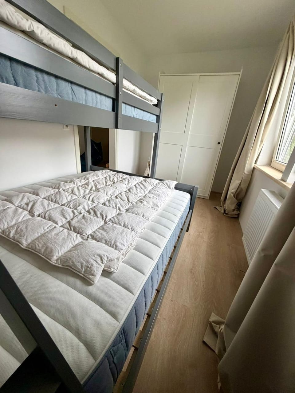Photo of the whole room, Bedroom, bunk bed