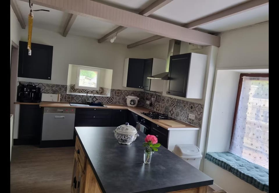 Grande Maison proche mer et sites touristiques House in Paimpol