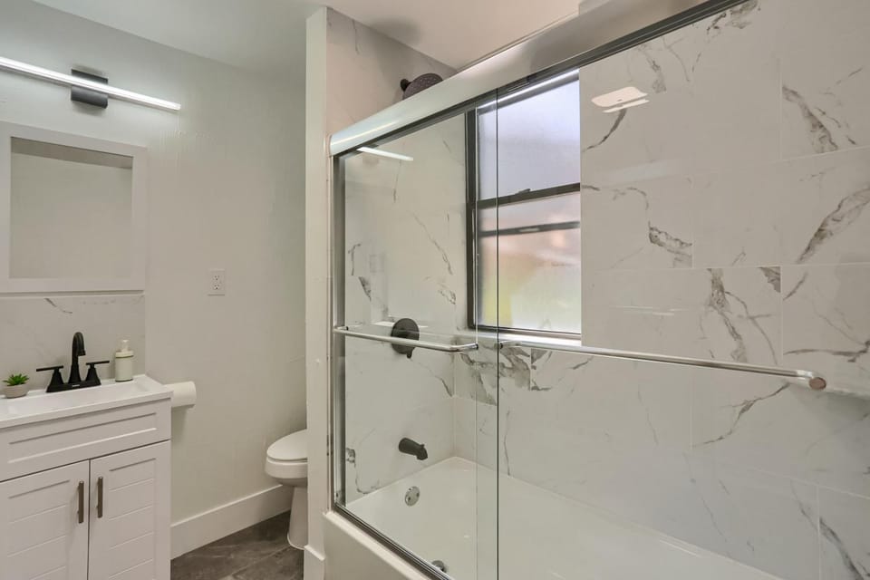 Bathroom, Bath