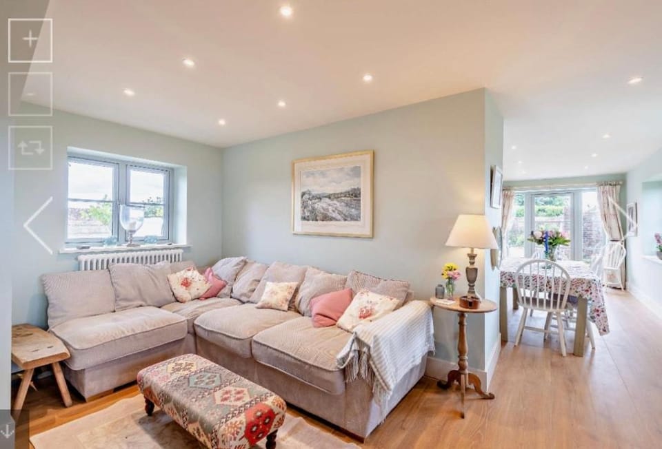 Compass House House in Bosham