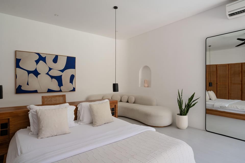 Bed, Bedroom, air conditioner