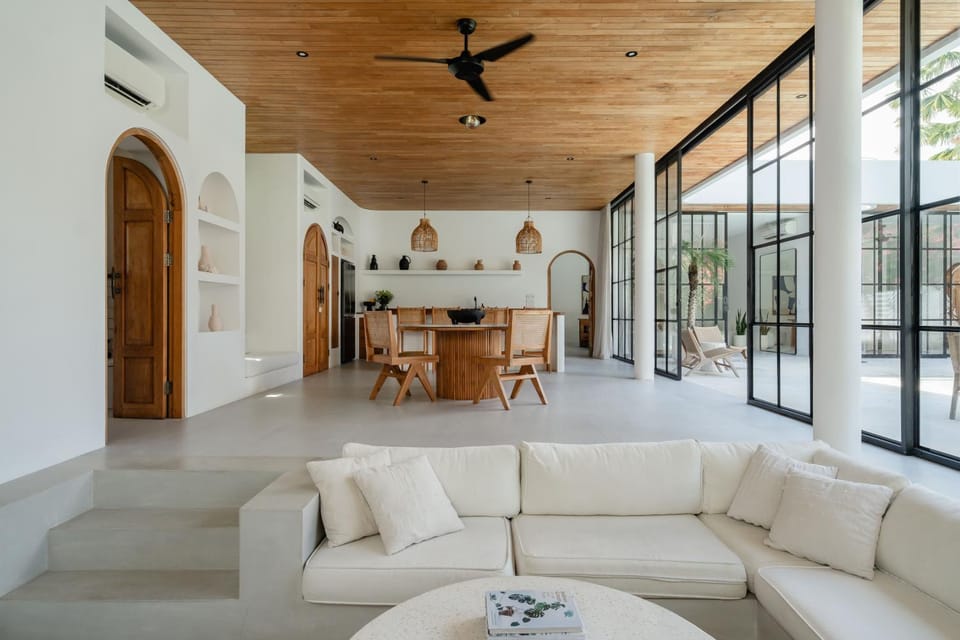 Living room, Seating area, Dining area