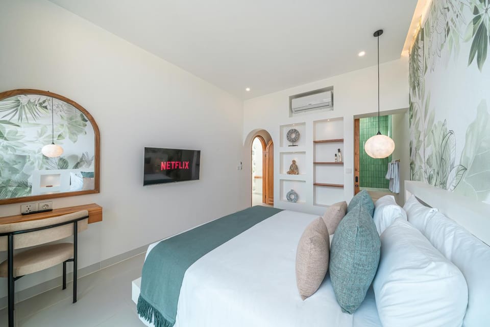 Kayana Villas - Modern 2BR Villas in Canggu Close to Beach & Cafés Villa in North Kuta