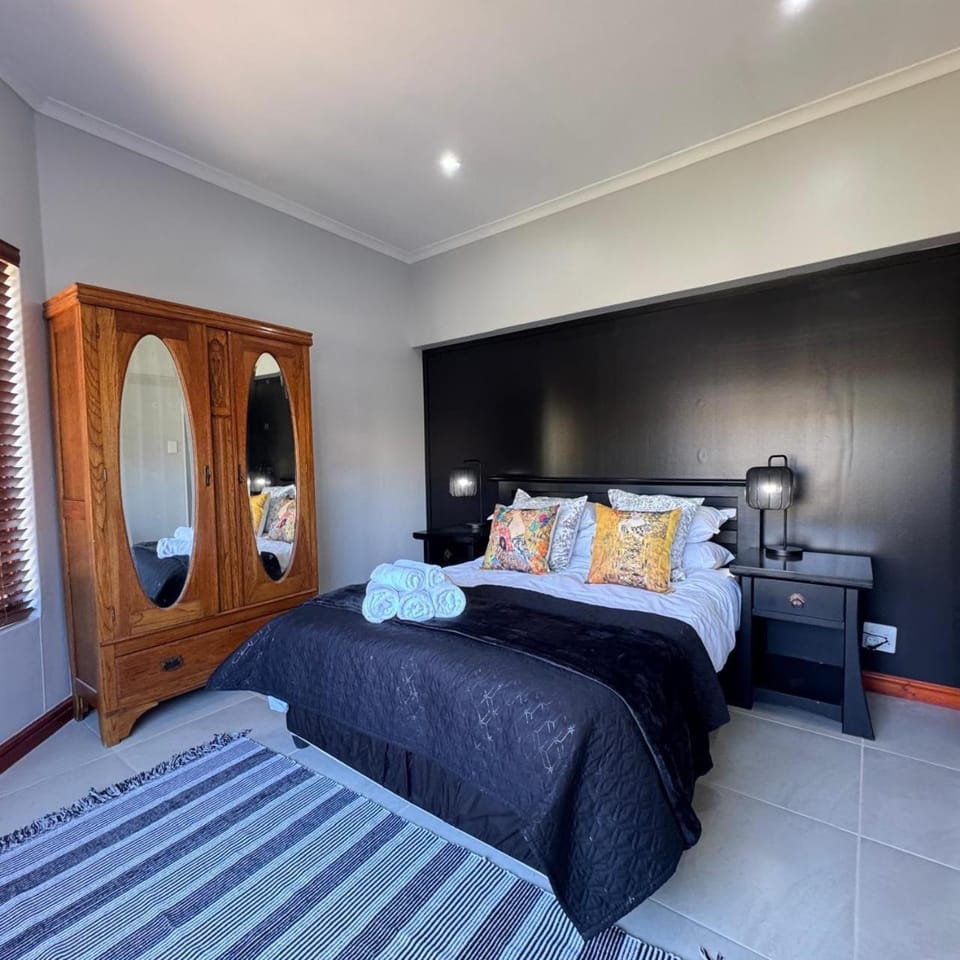 Oak & Ivory - Uitzicht House in Cape Town
