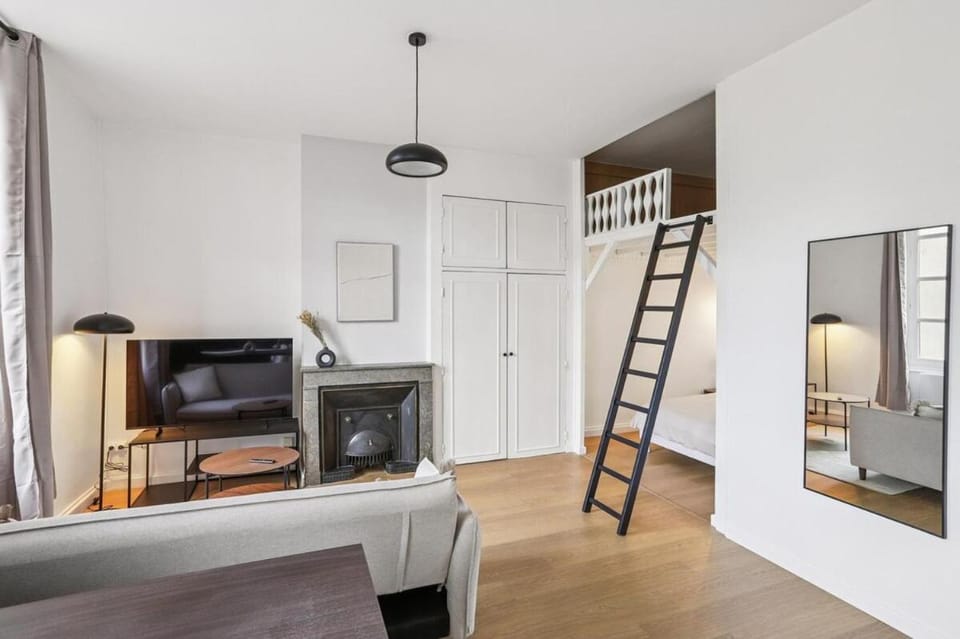 Le Cocon Perché Lyon Apartment in Villeurbanne