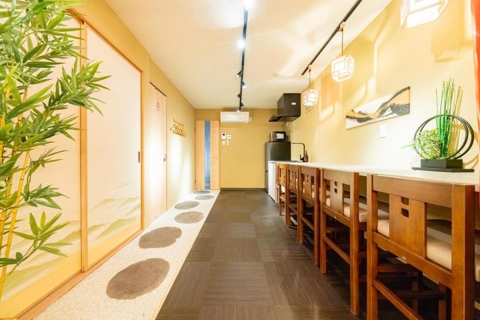雅 広々リビング 和の空間でゆったりと過ごす ベッド6台 一棟完全貸切 Villa in Osaka