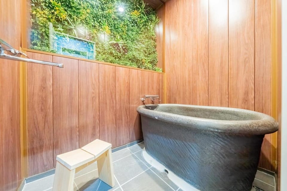 雅 広々リビング 和の空間でゆったりと過ごす ベッド6台 一棟完全貸切 Villa in Osaka