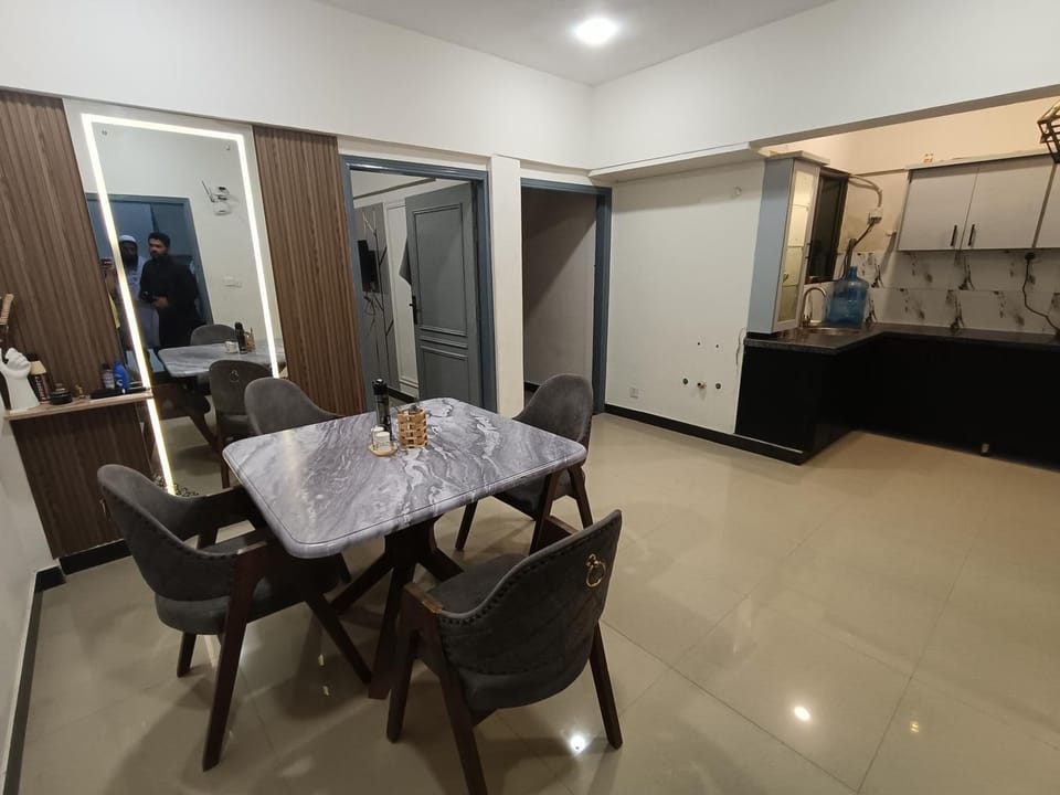 Creek walk lodges Apartment in Karachi