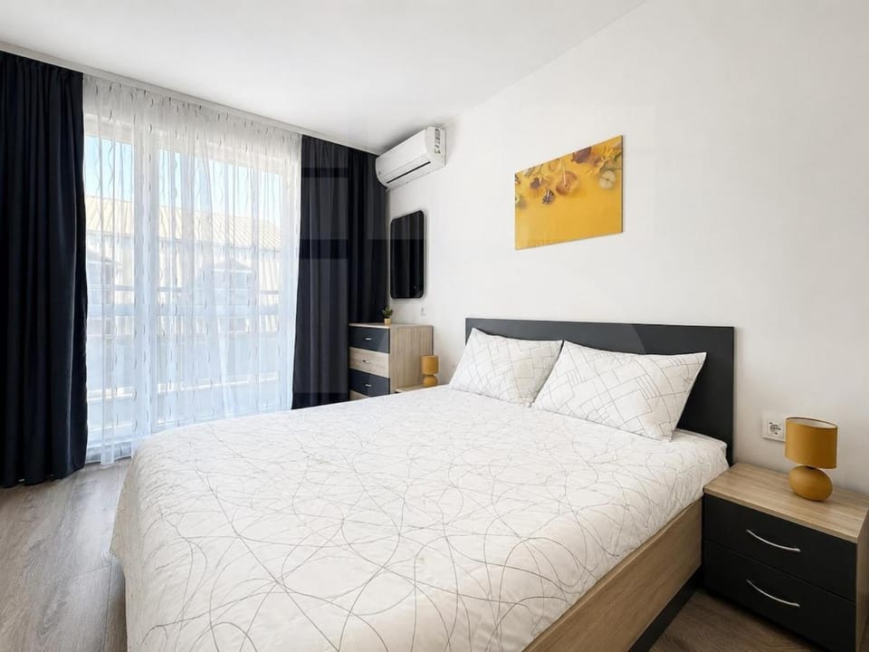 1BR Golden Urban Hive with Parking Apartment in Varna
