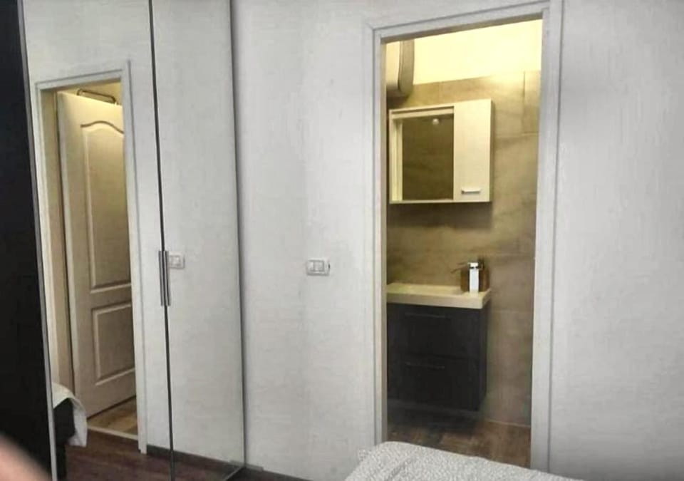 Bed, Bathroom, Bedroom