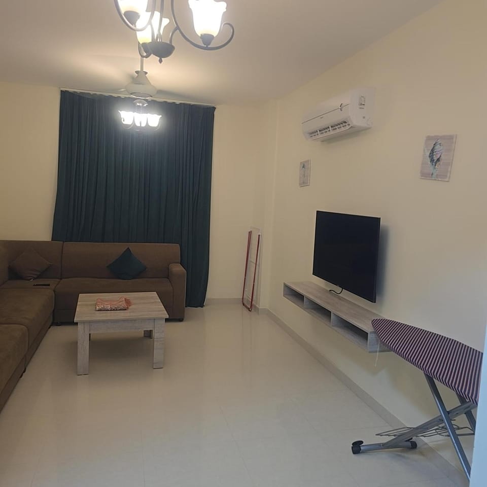 Golden Seasons Rose Apartment hotel in Oman