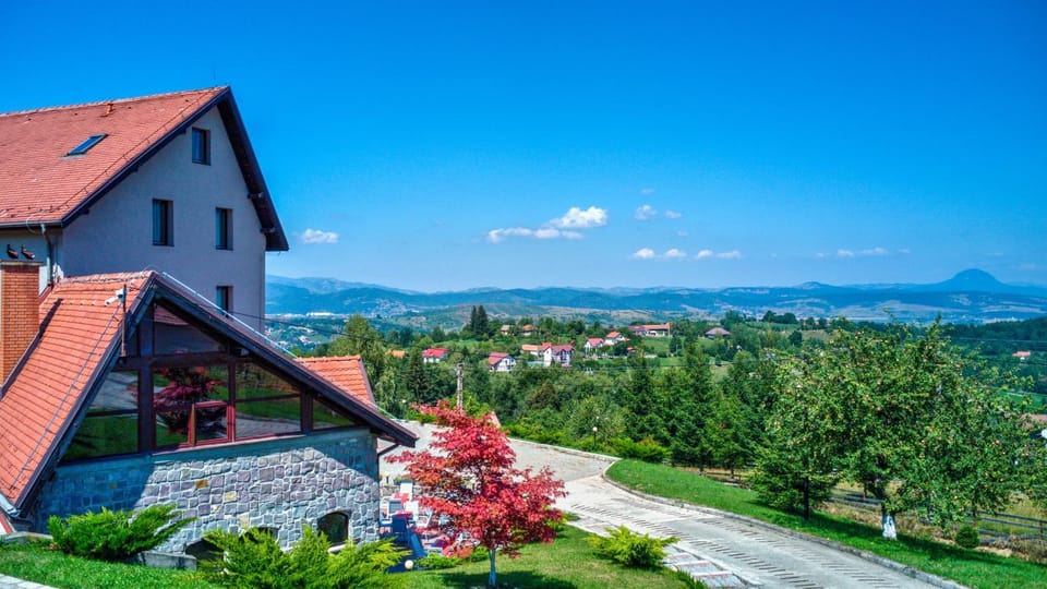 Property building, Day, Natural landscape, Mountain view