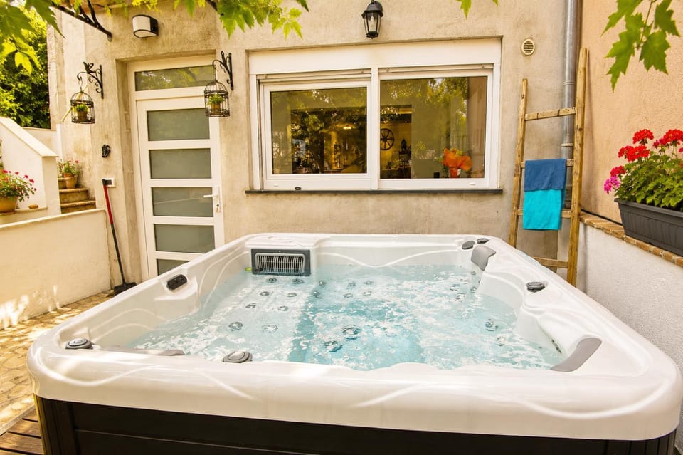 Hot Tub