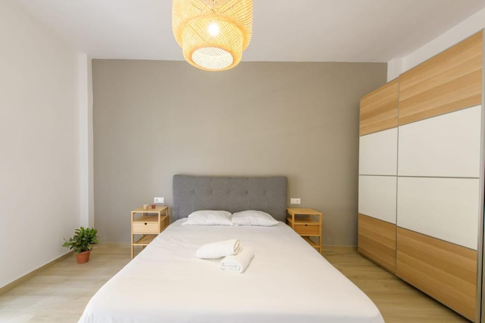 Nea Smryni Central 2BR Apartment in Kallithea