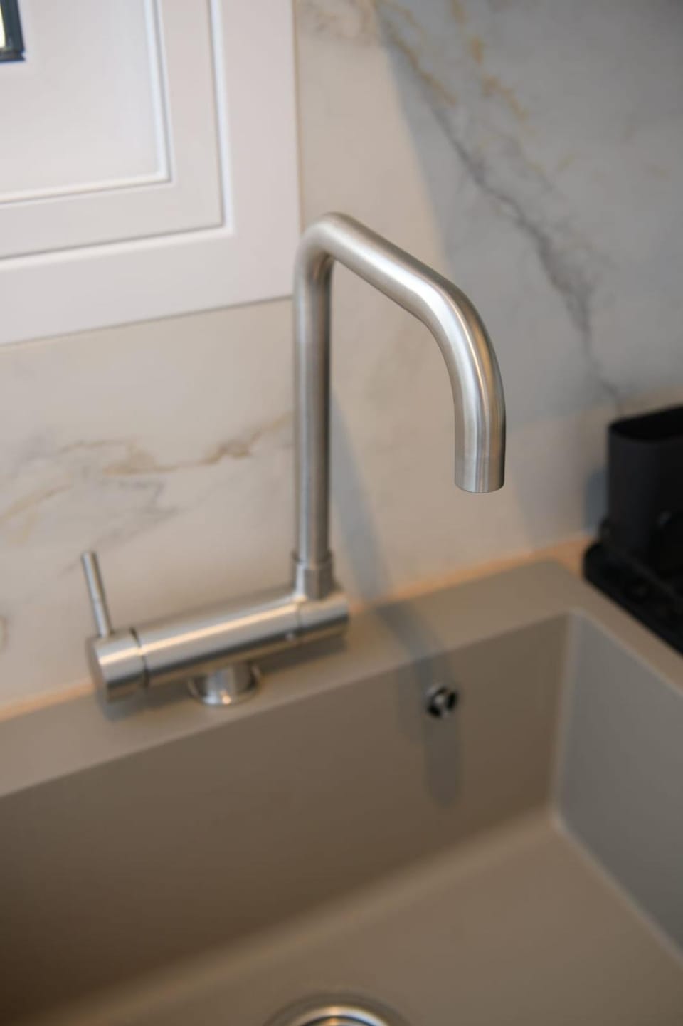 Nea Smryni Central 2BR Apartment in Kallithea