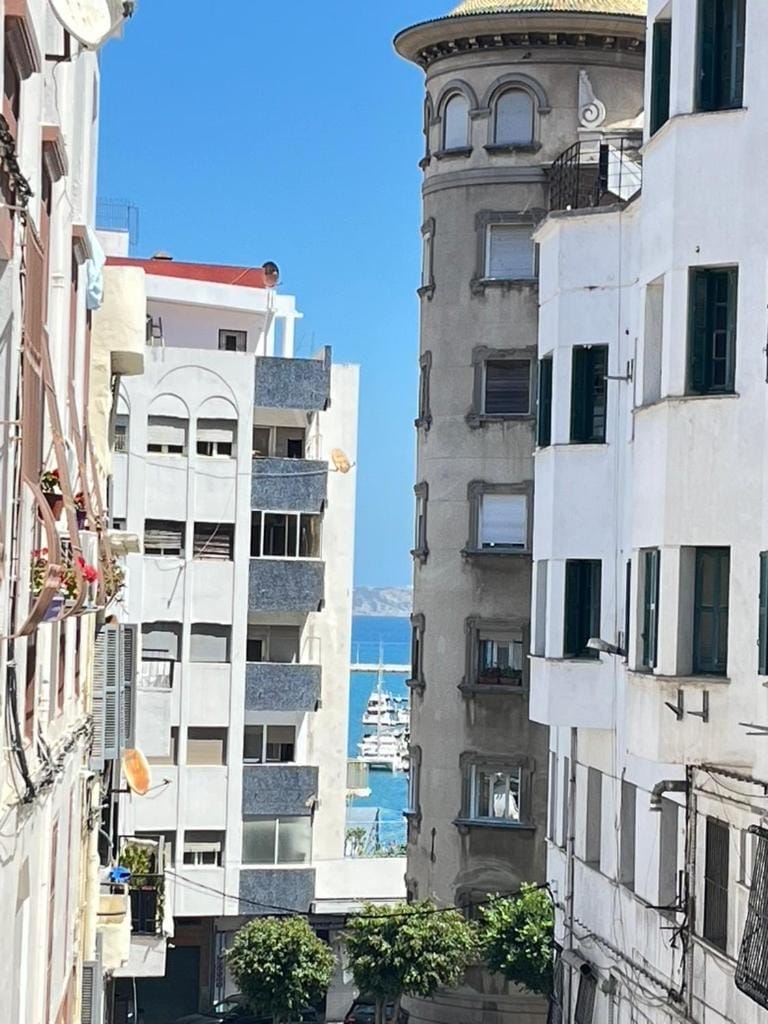 apartamento Bouaiad Apartment in Tangier