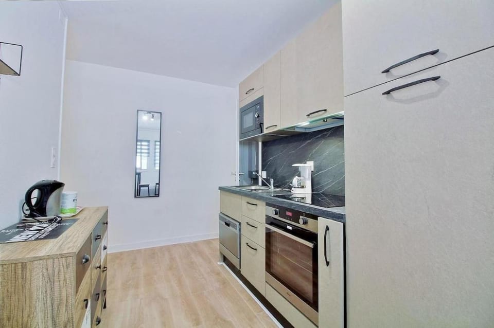 Kitchen or kitchenette, stove, kitchen