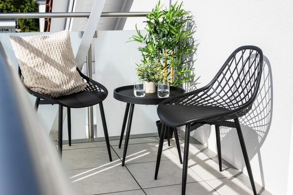View (from property/room), Balcony/Terrace, Seating area
