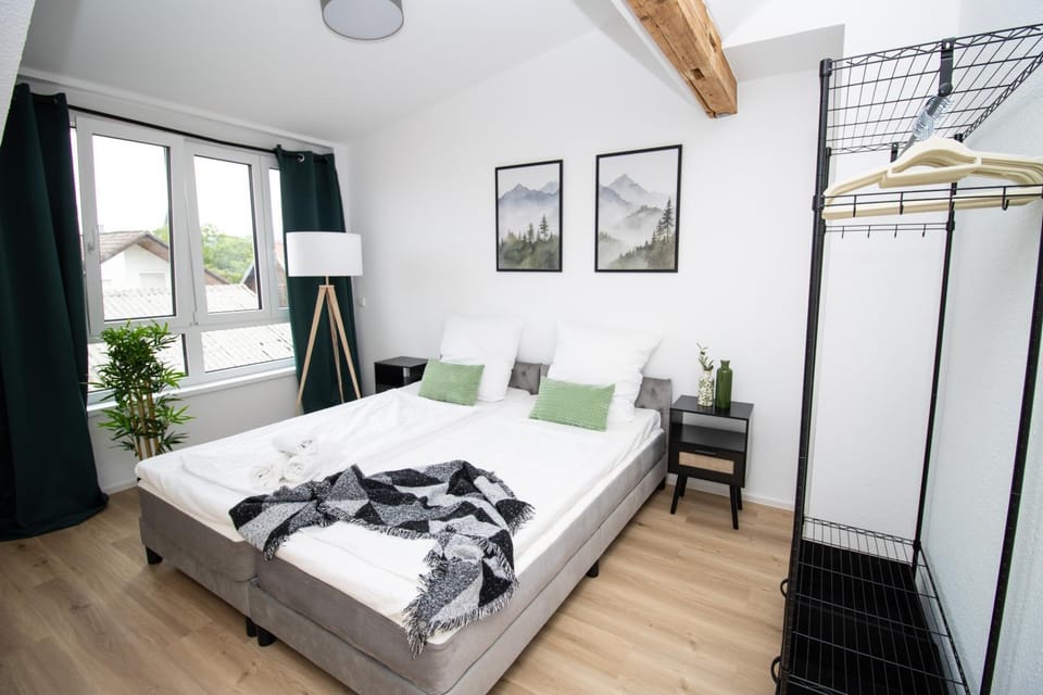 Bed, Photo of the whole room, Bedroom, wardrobe