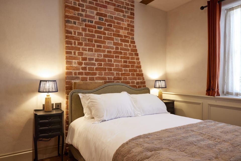 The Dirty Habit Hotel in Borough of Swale