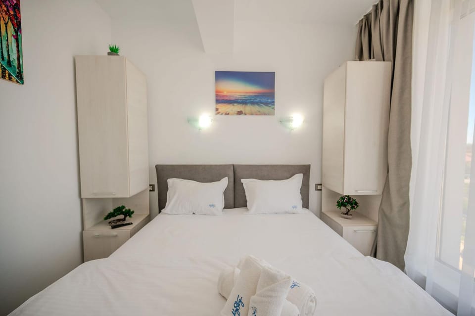 Soleil Studio in Alezzi spa and pools Apartment in Constanța County